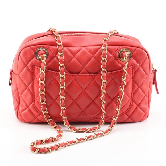 CHANEL Bags Chanel Front Pocket Camera Bag In Quilted Lambskin